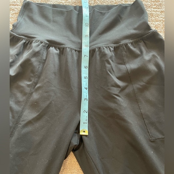 NWT Athleta Cruise Jogger in Powervita, Black High-Waisted, Athleisure, Small - Picture 8 of 13